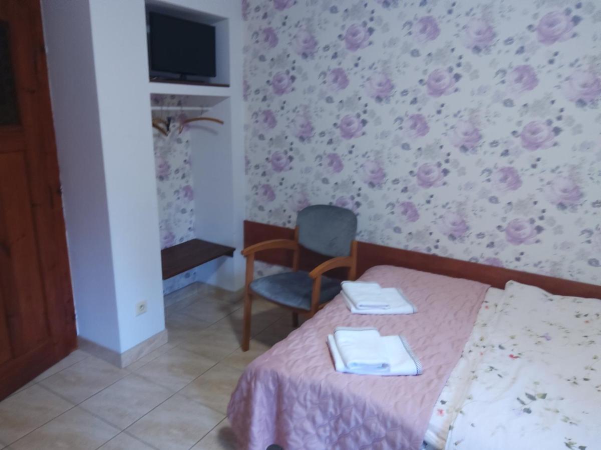 Pokoje Goscinne Sobieszow Jelenia Gora Dış mekan fotoğraf